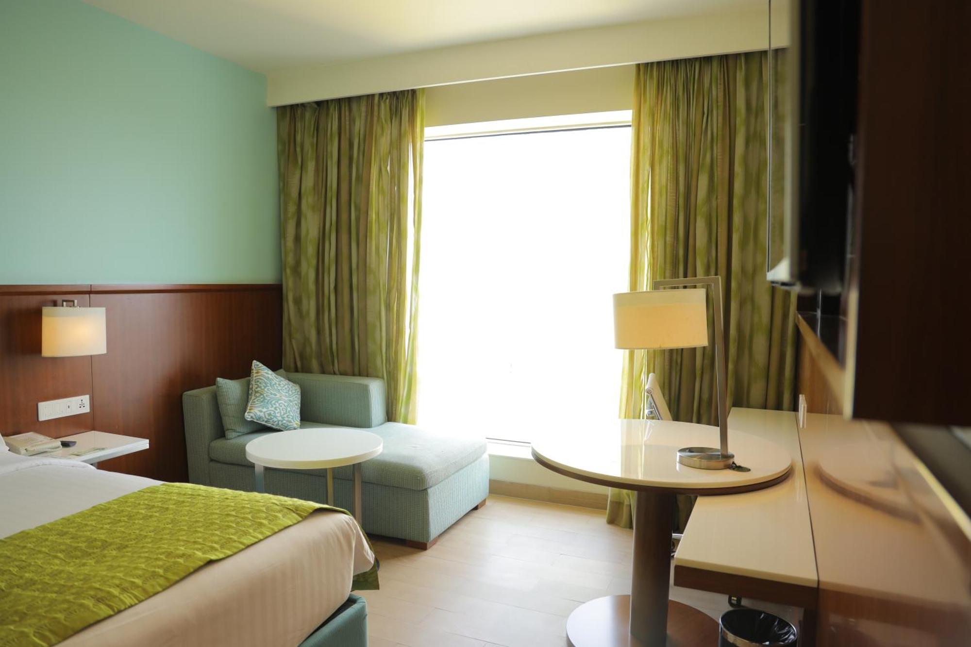 Fairfield By Marriott Indore Exterior foto